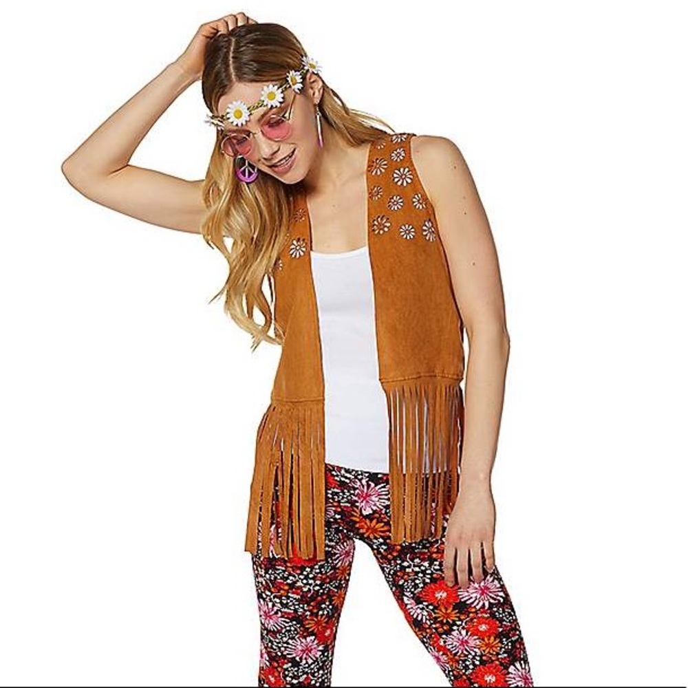 Hippie fringed vest & 2 chokers EUC like new!